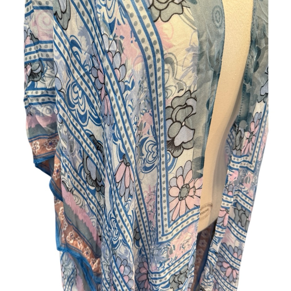 Woven Heart Blue, White and Pink Caftan - Picture 2 of 6
